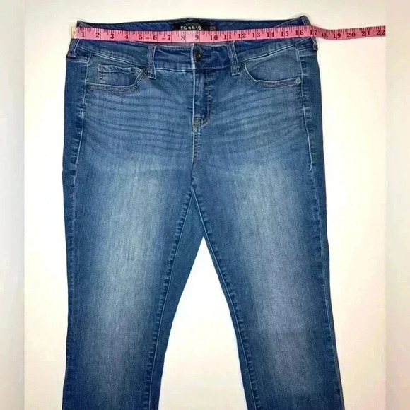 Torrid Women’s Premium Stretch Skinny Jeans Size - 10R - Picture 7 of 13